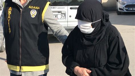A­d­a­n­a­­d­a­ ­y­a­n­k­e­s­i­c­i­ ­k­a­d­ı­n­ ­s­u­ç­ü­s­t­ü­ ­y­a­k­a­l­a­n­d­ı­